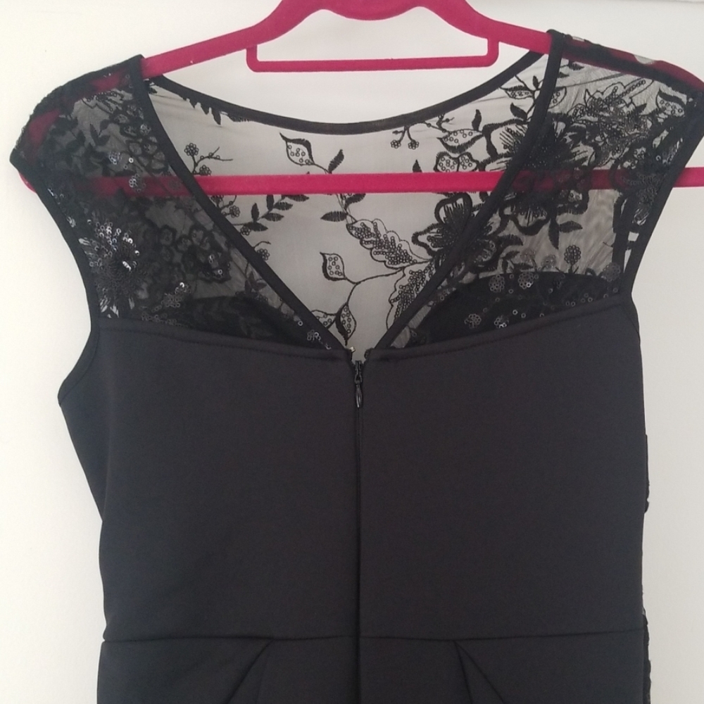 Dress - Picture 5 of 8